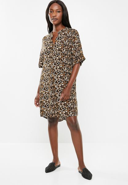 Women's Edit Pleat Front Shift Dress - Animal Print