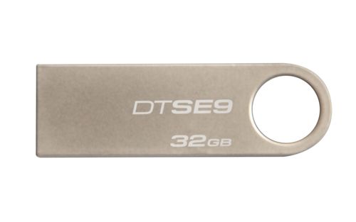 Kingston DataTraveler SE9 Flash Drive USB 2.0 32GB - Metal Casing