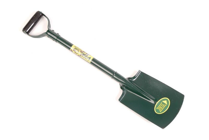 Lasher - Camping 4X4 Steel Shaft Spade