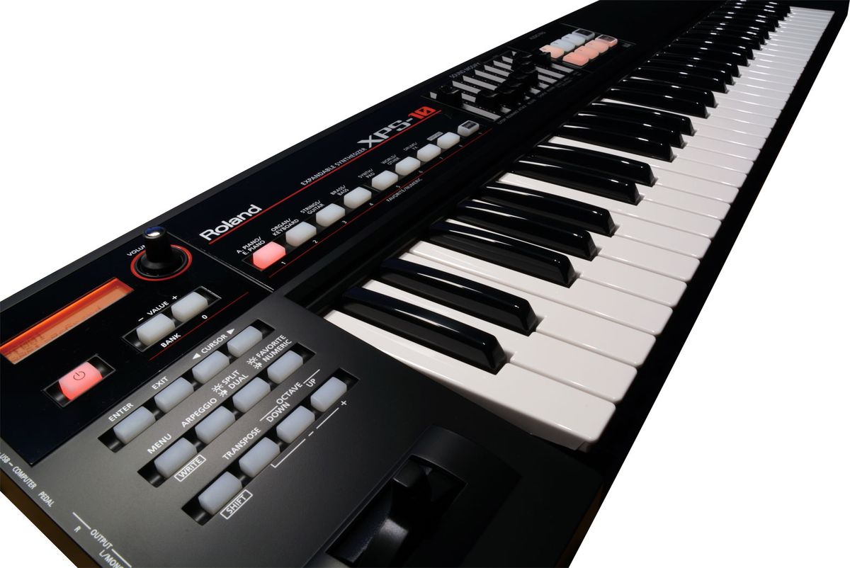 keyboard roland xp 10