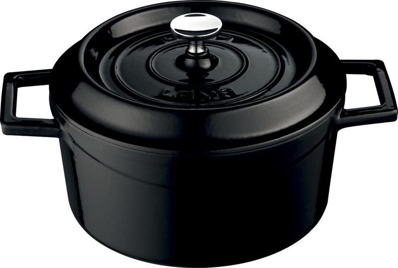 Lava 2.6 Litre Round Casserole - Red