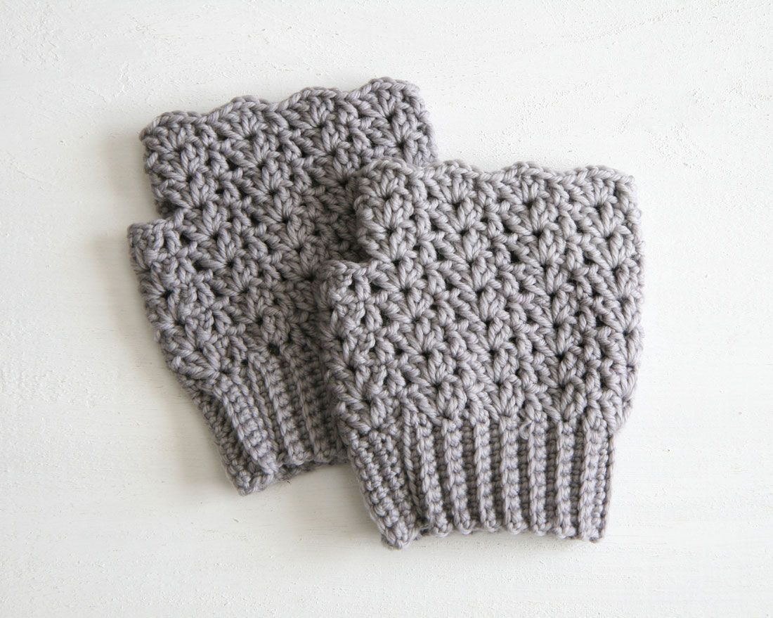 gloves made of wool