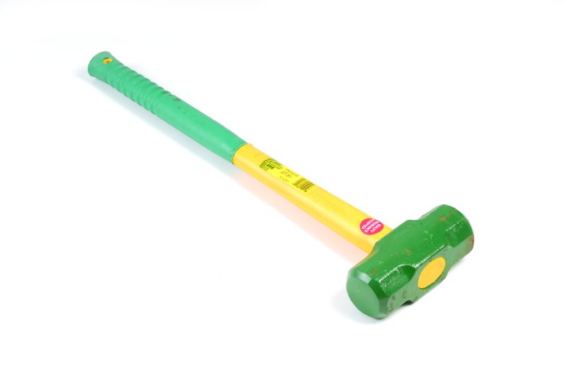 Lasher - Sledge Hammer With Suregrip Handle - 4.5Kg