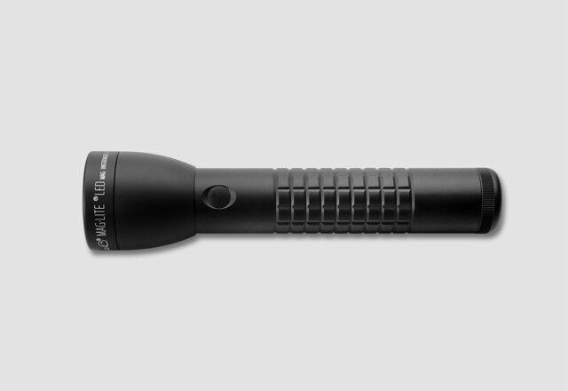 Maglite - ML300LX-S2CC6 2D Cell LED 524 Lumens Black - Clam
