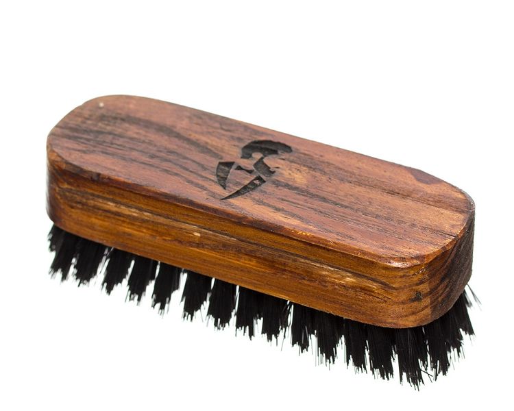 The Gentleman's Beard Brush