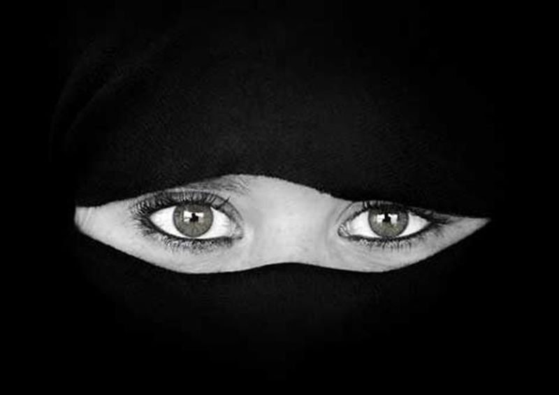 workART Curated Photographic Canvas - The Language of the Eyes by Juan Luis Duran