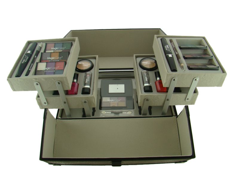 Magic Color Makeup Kit - Box