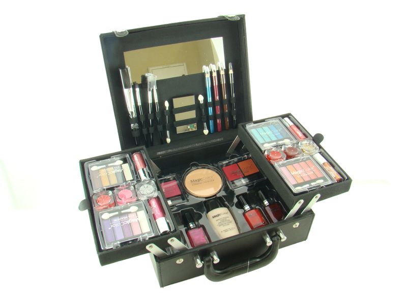 Magic Color Makeup Kit - Compact