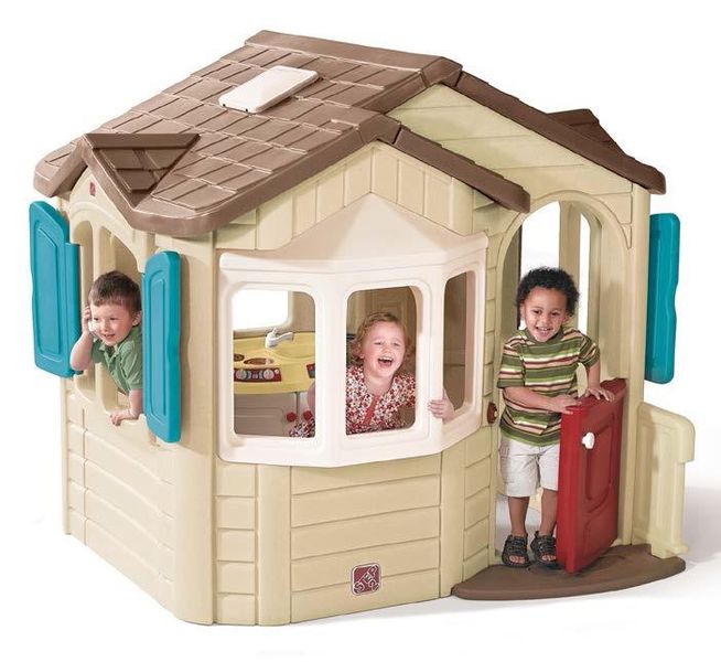 Step 2 Naturally Playful Welcome Home Playhouse