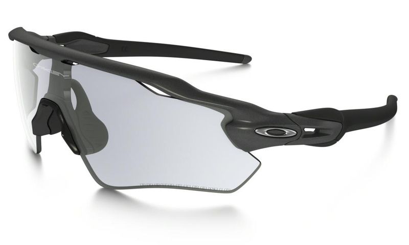 Oakley Radar EV Path OO9208-13 Clear To Black Photochromic