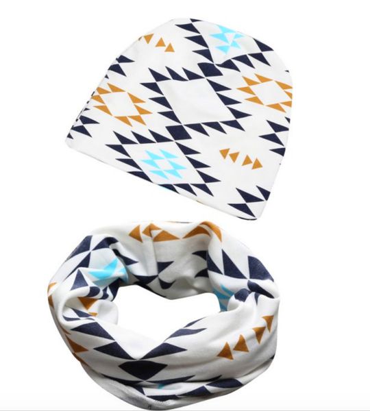 Baby Beanie &amp; Cowl Set - Geometric