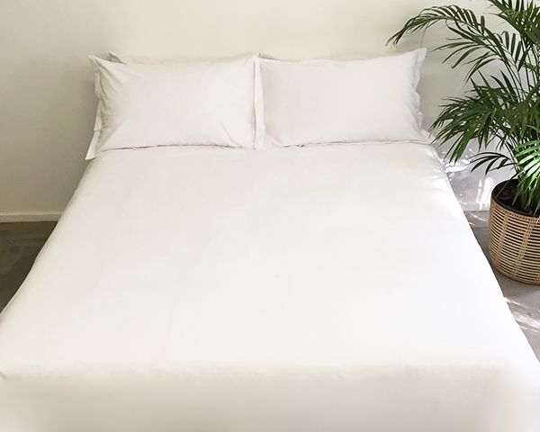 Whiteheads 200TC 100% Cotton Hotel Duvet Cover Oxford-White