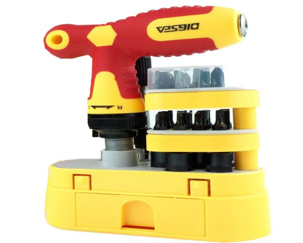 Multi Angle Screw Driver, Ratchet Driver, Bit &amp; Socket Set - 33 Piece