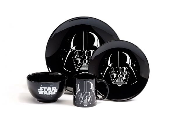 Star Wars: Darth Vader Glazed Stoneware Dinner Set (4 Piece Set)