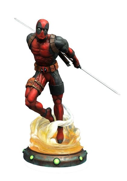 Diamond Select Toys Marvel Gallery Deadpool Pvc Figure