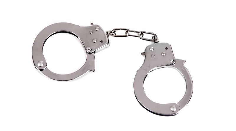 Chain Link Handcuffs