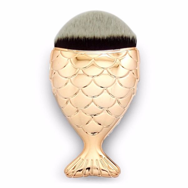 Beauty Trends Foundation Fish Tail Brush - Gold