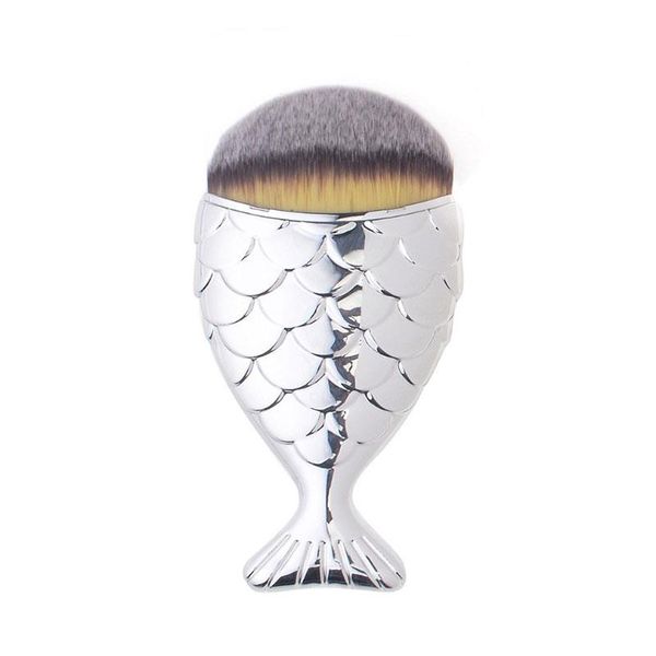 Beauty Trends Foundation Fish Tail Brush - Silver