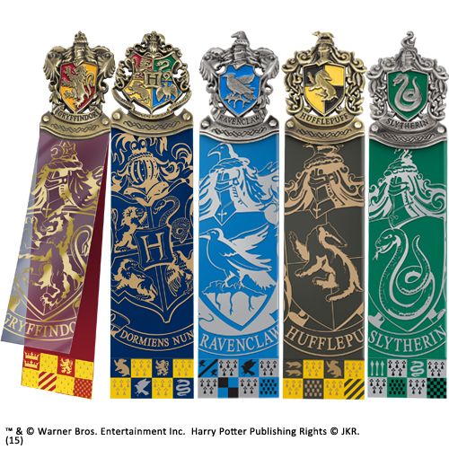 Harry Potter: Crest Bookmark (Parallel Import)