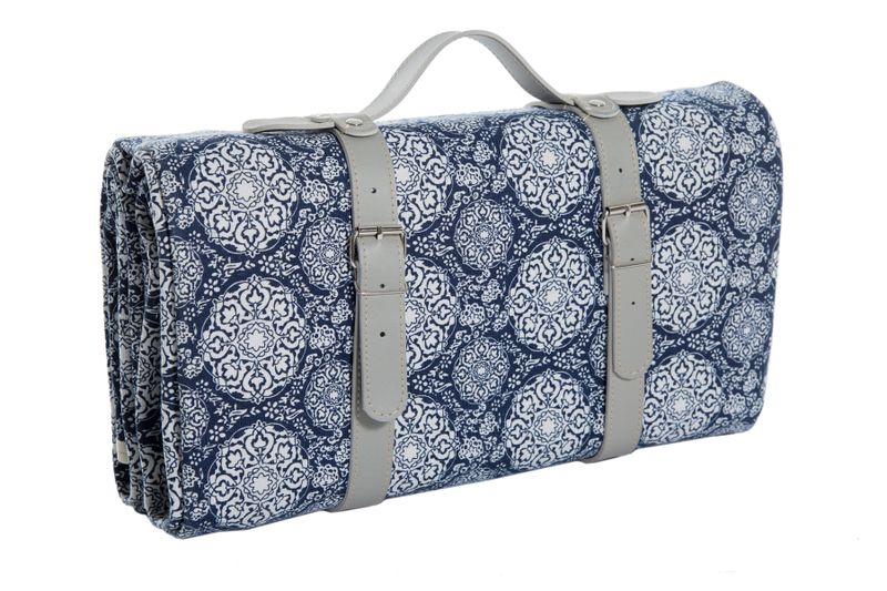 Yuppie Gift Baskets Picnic Blanket - Blue (1.8 x 1.5 m)