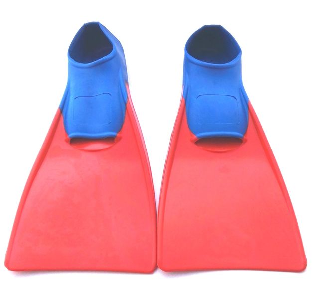 Star Long Blade Rubber Fins - (Size: 9-11)