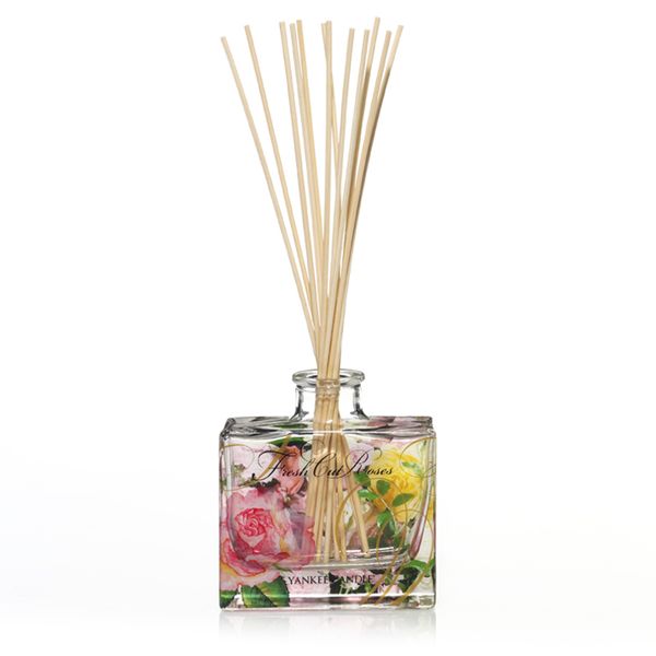 Yankee Candle Signature Fresh Cut Roses Reed Diffuser