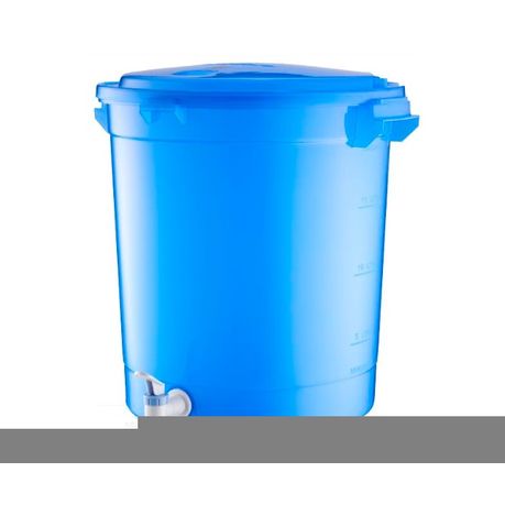 water bucket with lid