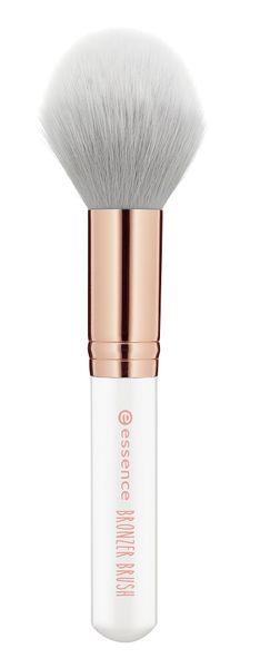 essence Bronzer Brush - White
