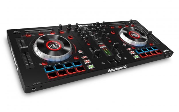 Numark Mixtrack Platinum DJ Controller