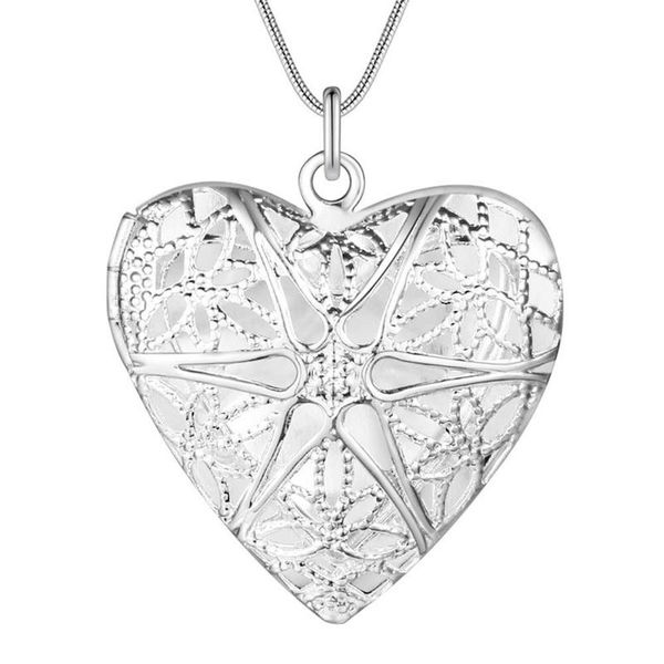 Silver Designer Locket Heart Leaf Necklace - PUT A PHOTO INSIDE