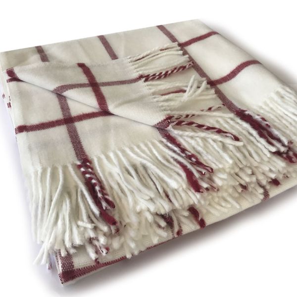 InstaLive - 8th Avenue Trellis Scarlet Throw