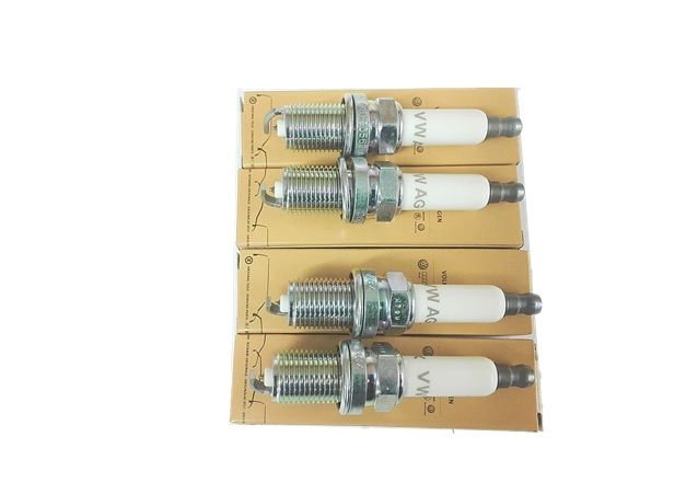 Volkswagen Genuine Spark Plug Set for Golf 5 &amp; Golf 6 GTI - White