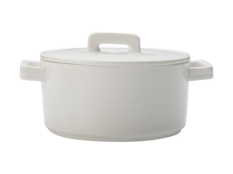 Maxwell &amp; Williams - 1.3 Litre Epicurious Round Casserole with Lid - White