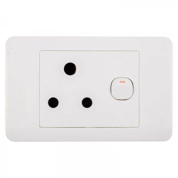 Nexus Single Socket Switch - 4X2