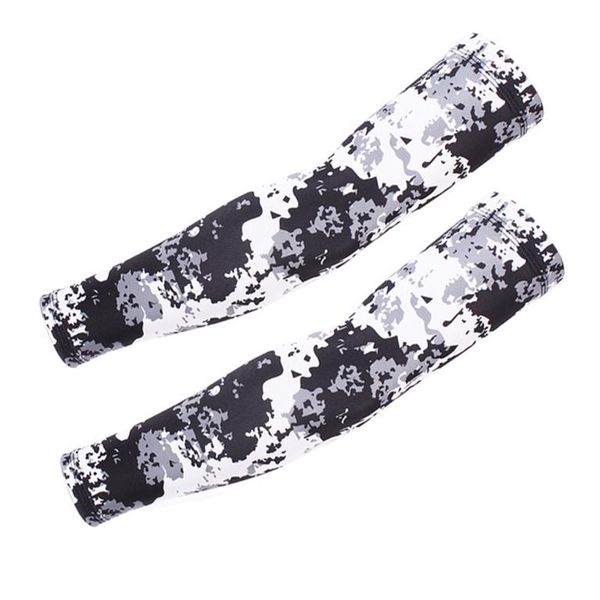 Arm Sleeve Black Camo