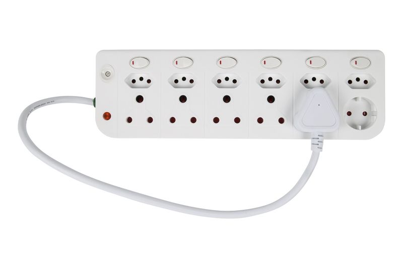 Nexus - 12 Way Multi-Plug with Switches - White