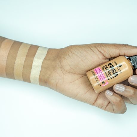 essence insta perfect foundation