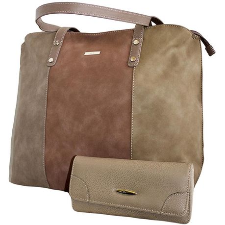 light brown tote bag