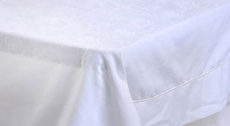 Cottonbox Polycotton Troya White - 8-10 Seater Tablecloth