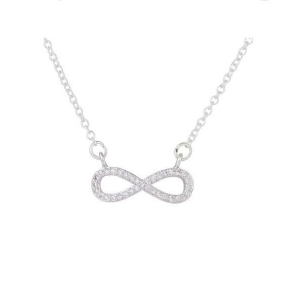 Elegant Infinity Necklace
