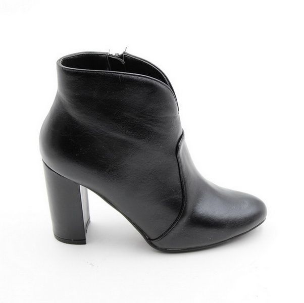 Lamara Zaara Medium/Block Heel Ankle Boot Black