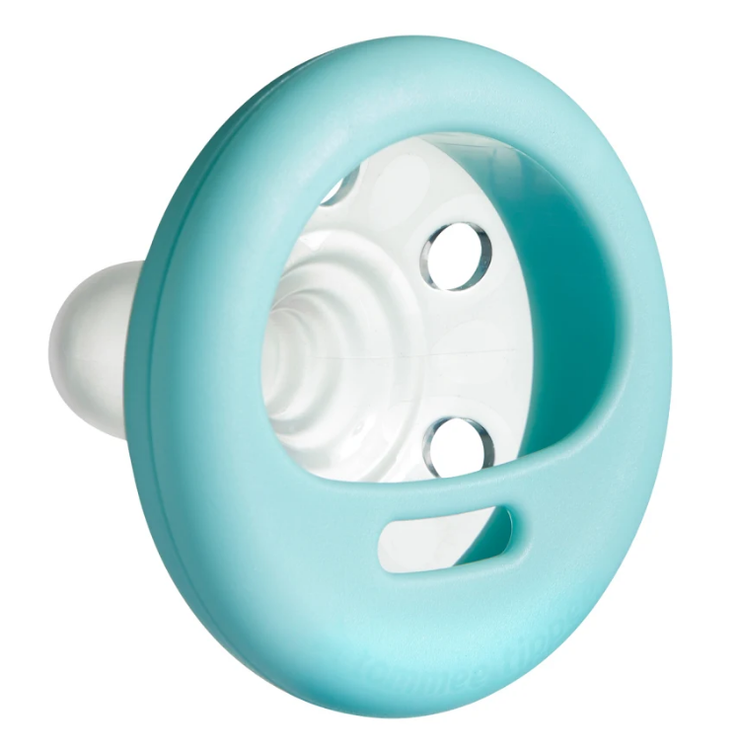 Tommee tippee breast hot sale like soother reviews