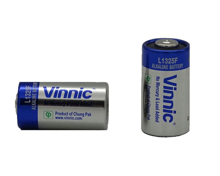 2 Vinnic 4LR44 6V Alkaline Batteries
