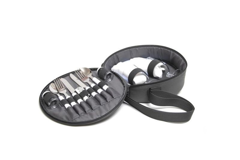 Yuppie Gift Baskets Grab-and-Go Picnic Bag