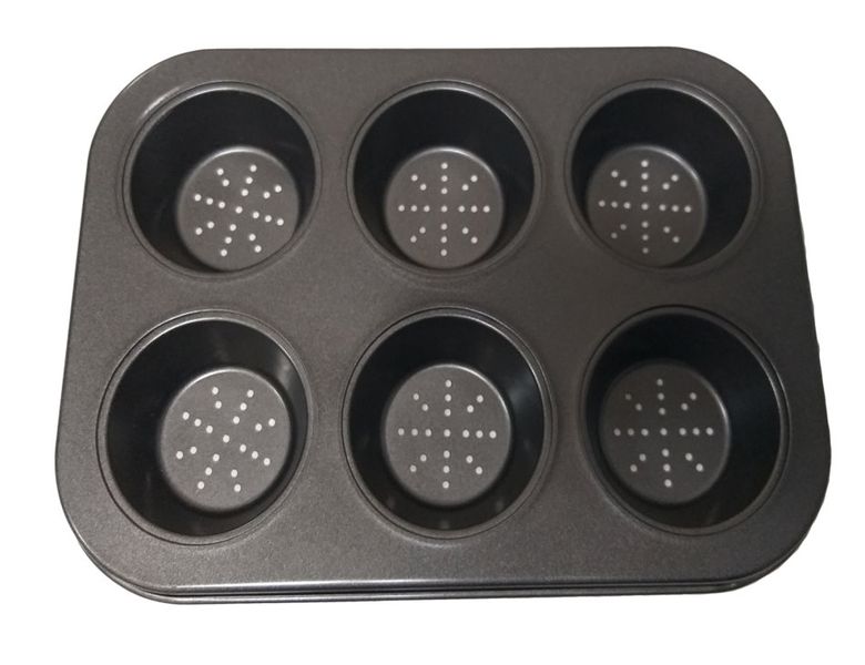 6 Cavity Round Muffin Pan with Pattern