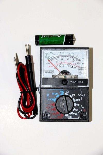 Xtreme Living Pocket Sized Tester - AC/DC