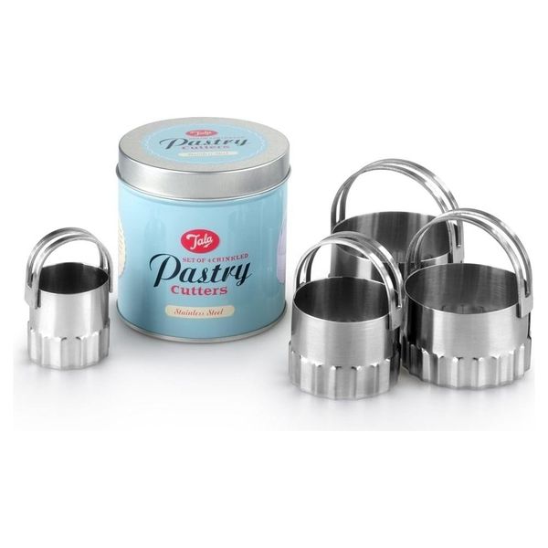 Set of 4 plain pastry cutters