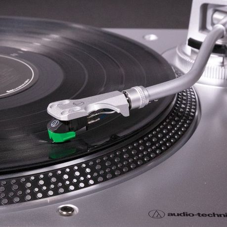 Audio-Technica AT-LP120XUSB Direct-Drive Turntable (Analog & USB