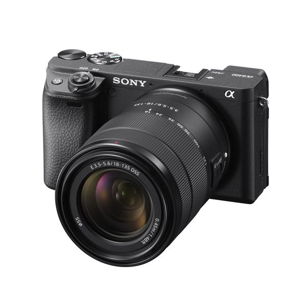 Sony Alpha a6400 Mirrorless Camera with 18-135mm F3.5-5.6 OSS Lens
