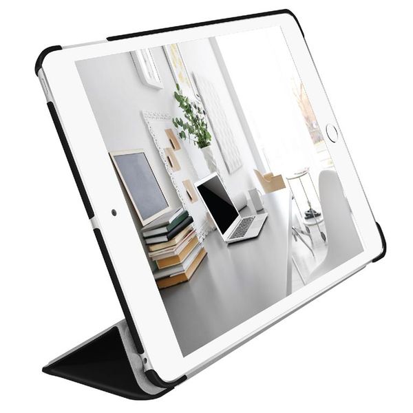 MACALLY - Protective Case and Stand